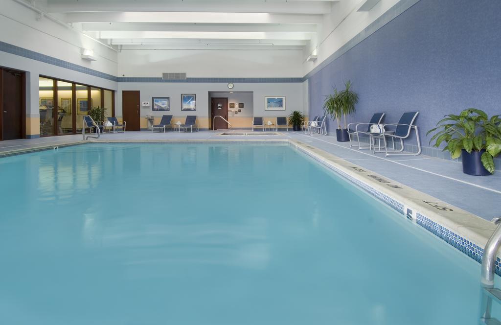 Hotel Doubletree By Hilton Lansing Einrichtungen foto